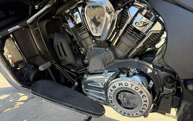 2022 Indian Pursuit Limited with Premium Package Icon Alumina