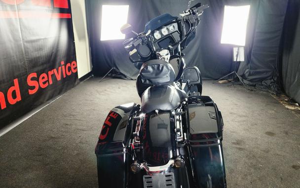 2019 HARLEY-DAVIDSON FLHX - F684165