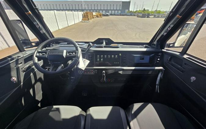 2027 Can-Am Defender XU MAX Limited HD11
