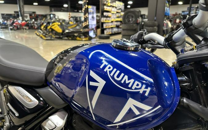 2025 Triumph Speed 400 Carnival Red / Storm Grey