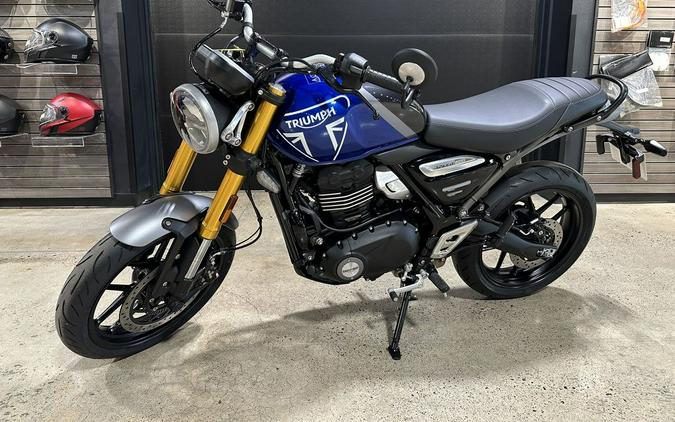 2025 Triumph Speed 400 Carnival Red / Storm Grey