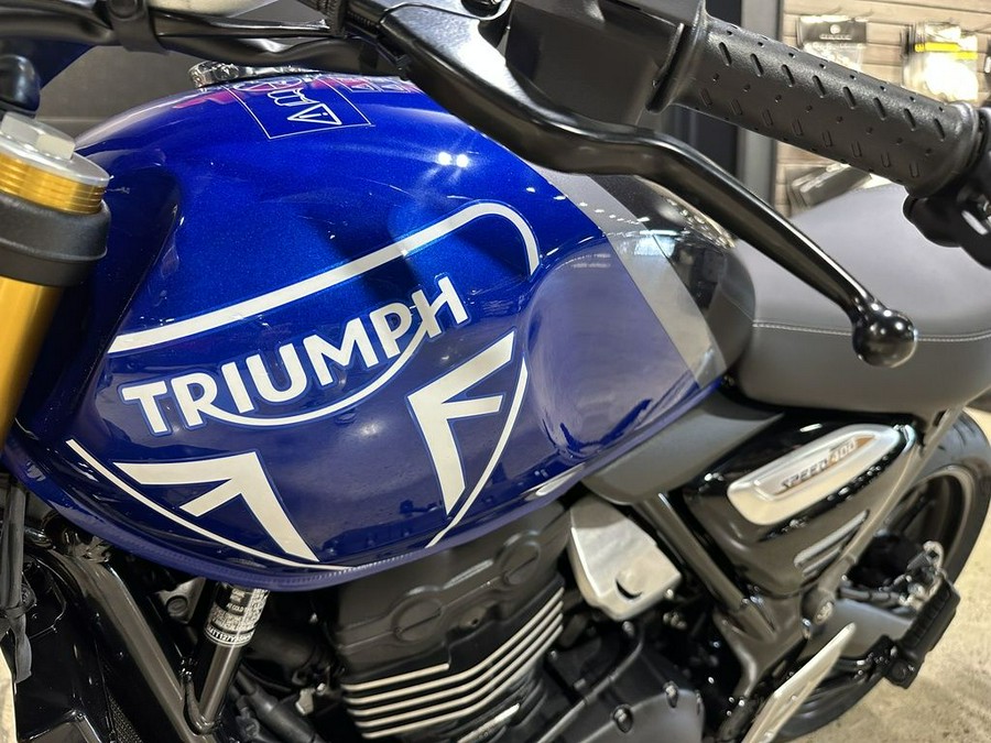 2025 Triumph Speed 400 Carnival Red / Storm Grey