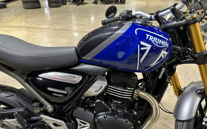 2025 Triumph Speed 400 Carnival Red / Storm Grey