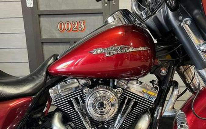 2009 Harley-Davidson® FLHX - Street Glide®