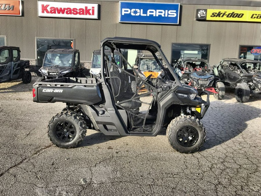 2026 Can-Am® Defender XT HD9