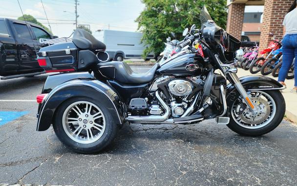 2013 HARLEY-DAVIDSON FLHTCUTG - F856115
