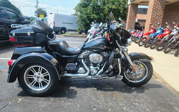 2013 HARLEY-DAVIDSON FLHTCUTG - F856115