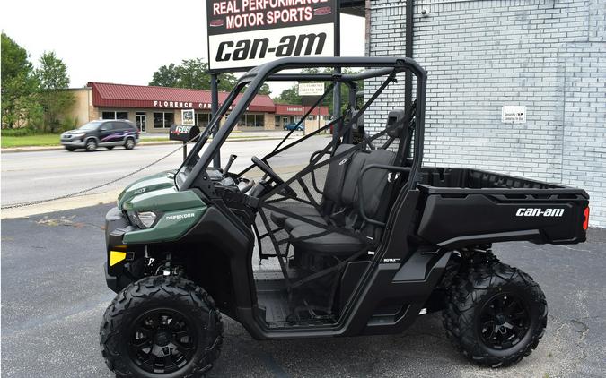 2024 Can-Am Defender DPS HD7