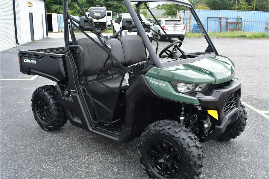 2024 Can-Am Defender DPS HD7