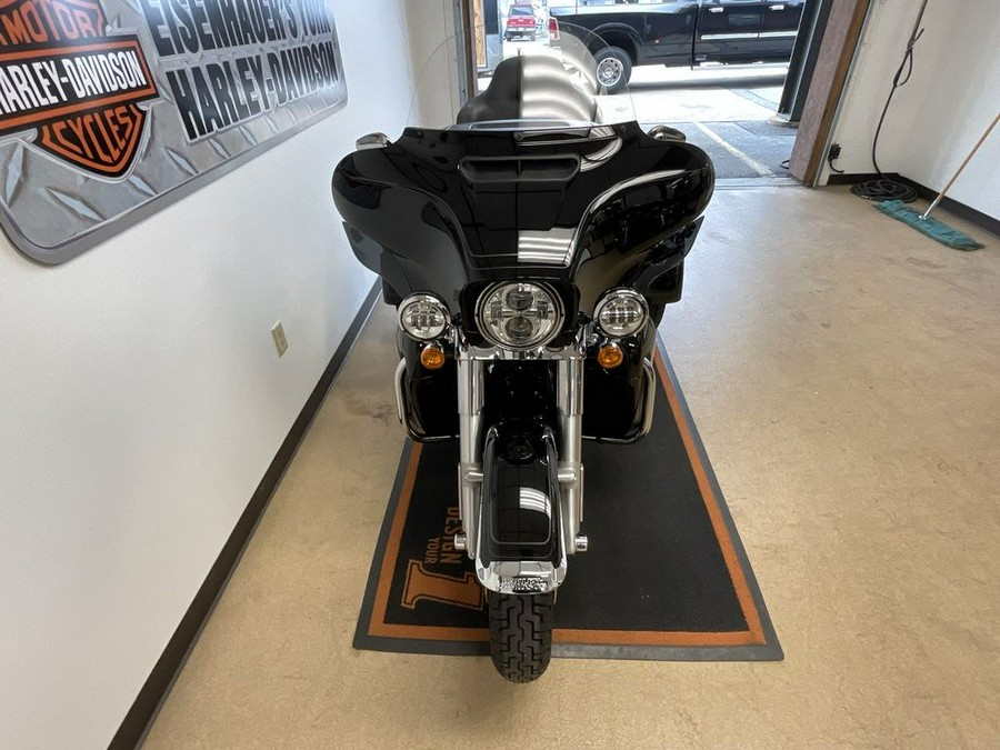 2024 Harley-Davidson® FLHTCUTG - Tri Glide® Ultra