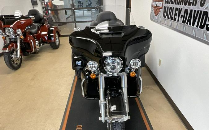 2024 Harley-Davidson® FLHTCUTG - Tri Glide® Ultra