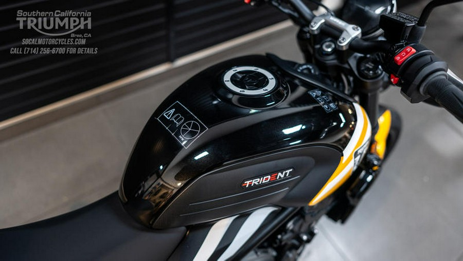 2025 Triumph Trident 660 Cosmic Yellow/Sapphire Black
