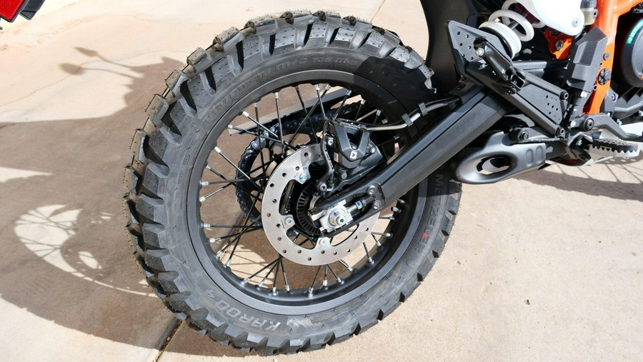 2026 KTM 390 ENDURO R