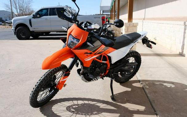 New 2026 KTM 390 ENDURO R