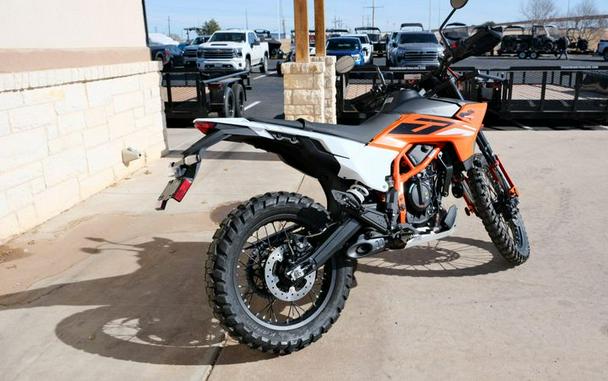 New 2026 KTM 390 ENDURO R