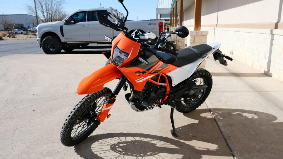 2026 KTM 390 ENDURO R