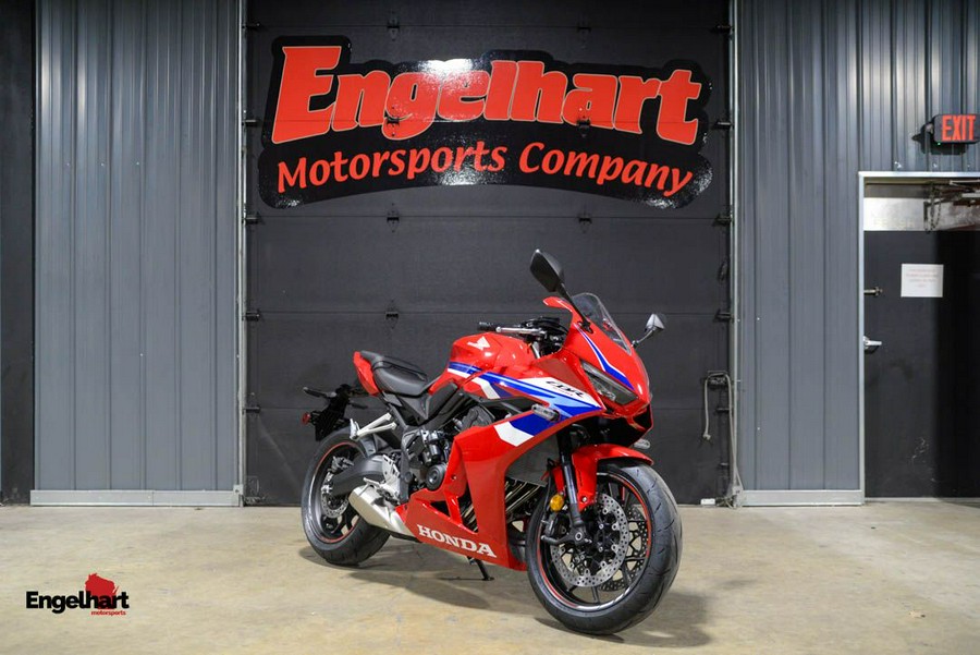2026 Honda CBR650R E-Clutch