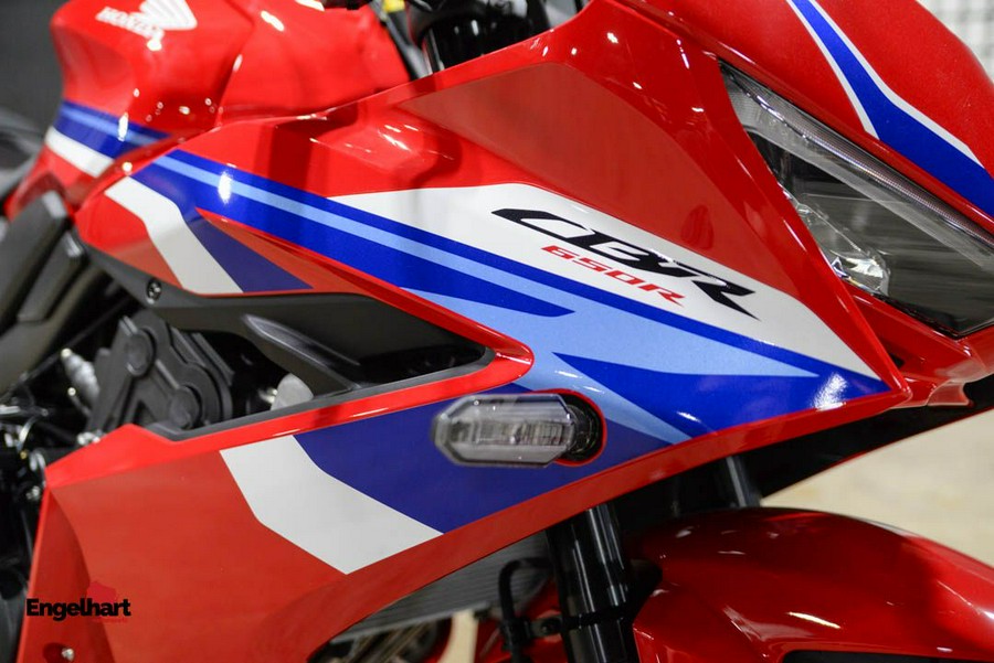 2026 Honda CBR650R E-Clutch