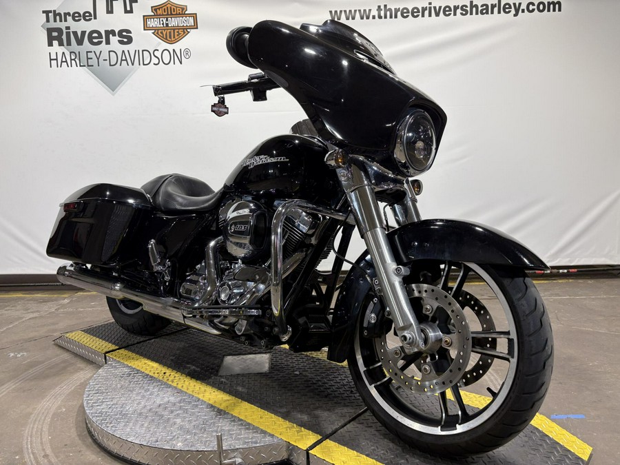 2016 Harley-Davidson Street Glide Vivid Black