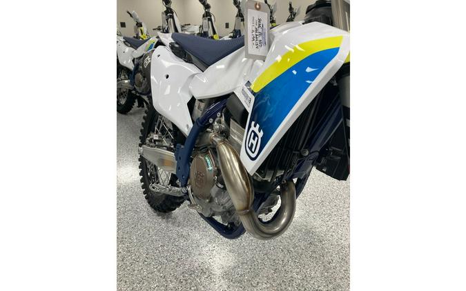 2025 Husqvarna Motorcycles FC 350