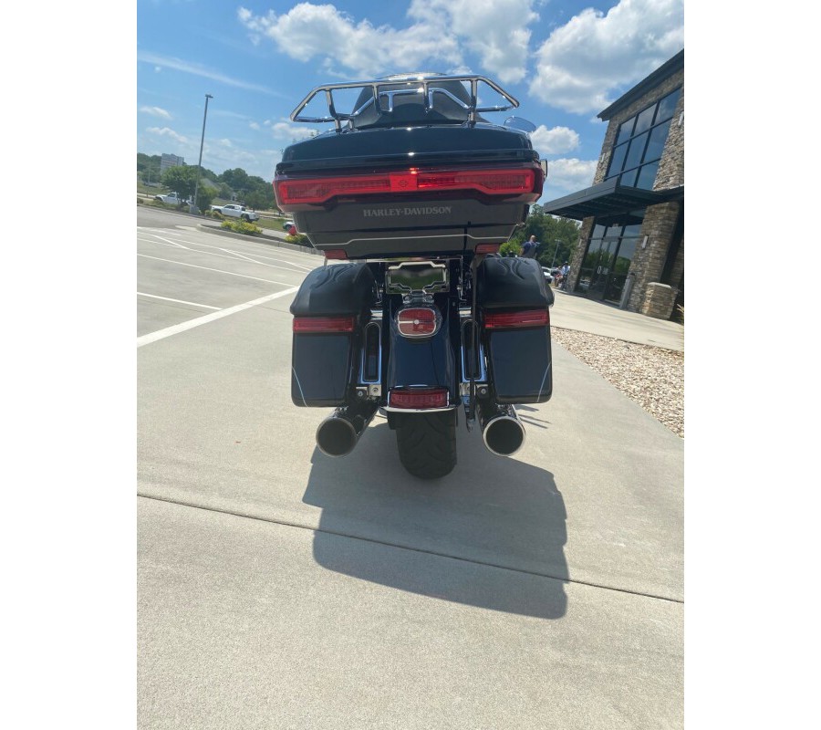 2017 Harley-Davidson Ultra Limited Vivid Black