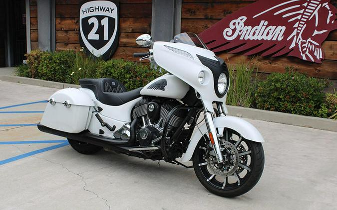 2018 Indian Motorcycle® Chieftain® Limited ABS White Smoke