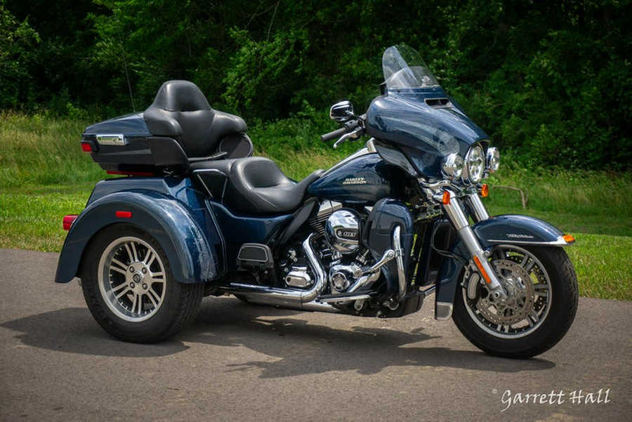 2016 Harley-Davidson® FLHTCUTG - Tri Glide® Ultra