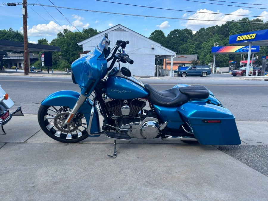 2013 Harley-Davidson Street Glide FLHX