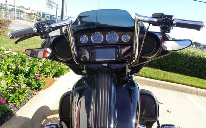 2017 Harley-Davidson FLHXSE - CVO Street Glide