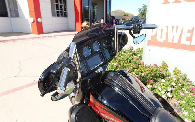 2017 Harley-Davidson FLHXSE - CVO Street Glide