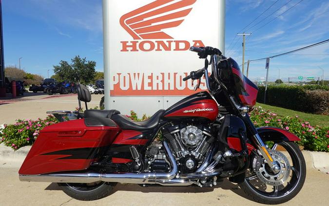 2017 Harley-Davidson FLHXSE - CVO Street Glide