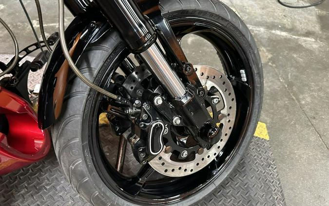 2017 Harley-Davidson Softail FXSE - CVO Pro Street Breakout