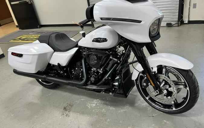 2024 Harley-Davidson FLHX - Street Glide