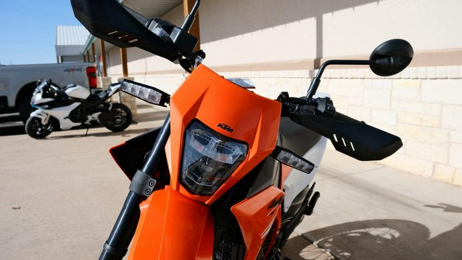 New 2026 KTM 390 ENDURO R