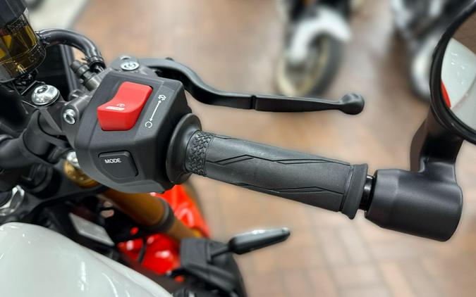 2026 Yamaha XSR900