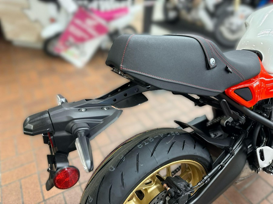 2026 Yamaha XSR900