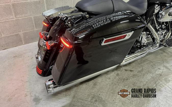 2020 Harley-Davidson® FLHX - Street Glide®