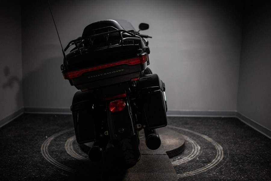 2021 Road Glide Limited (FLTRK)