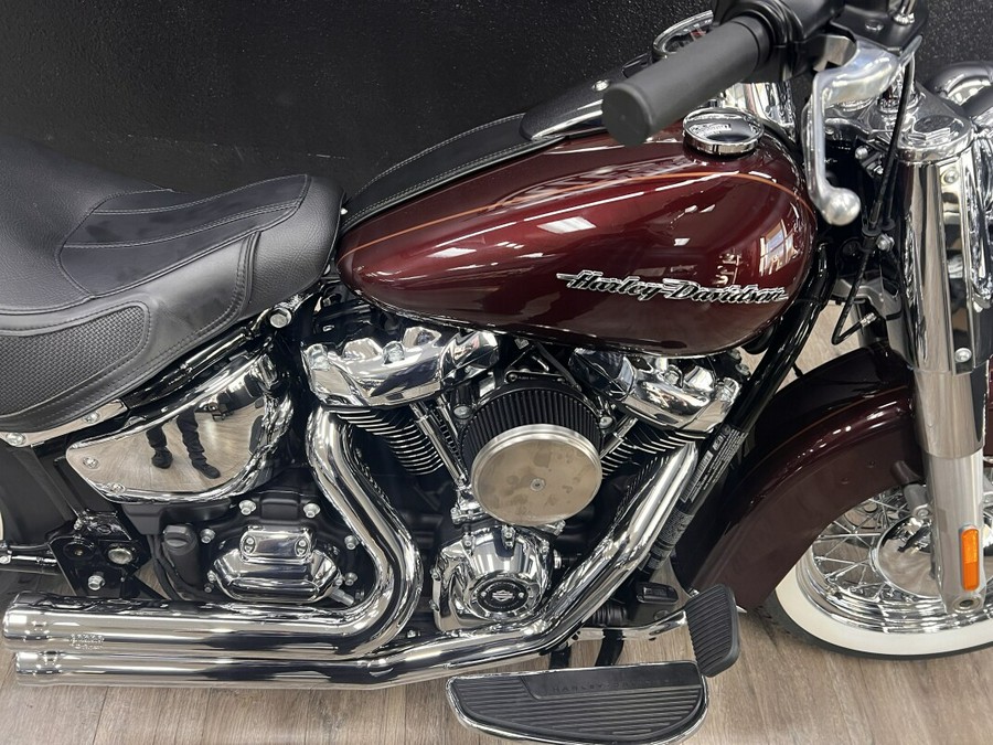 2018 Harley-Davidson® Deluxe