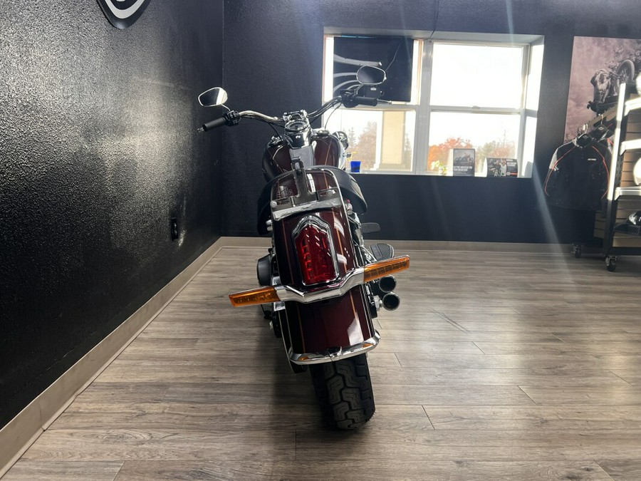 2018 Harley-Davidson® Deluxe