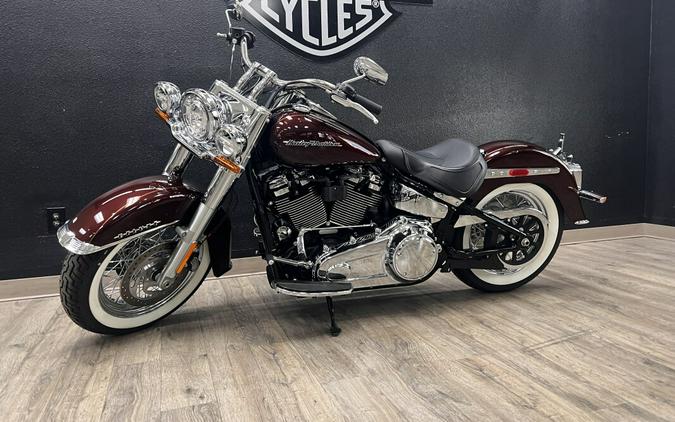 2018 Harley-Davidson® Deluxe