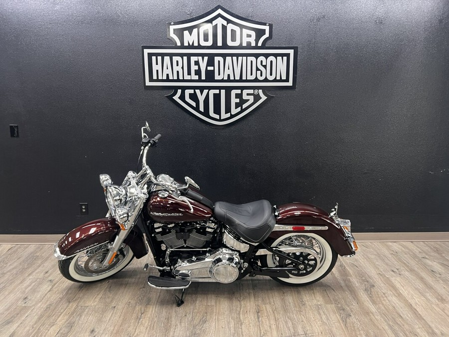 2018 Harley-Davidson® Deluxe