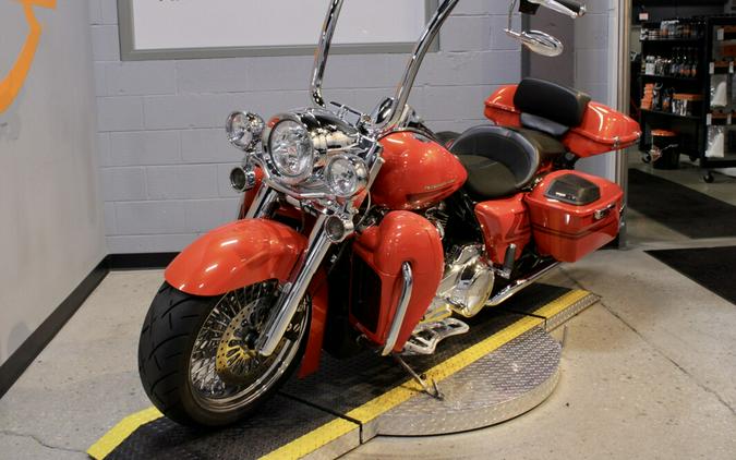 Used 2017 Harley-Davidson Road King Grand American Touring FLHR Motorcycle For Sale In Columbus, OH