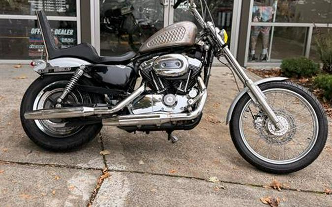 2006 Harley-Davidson Sportster® 1200 Custom