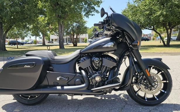 2025 Indian Motorcycle® Chieftain® Dark Horse®