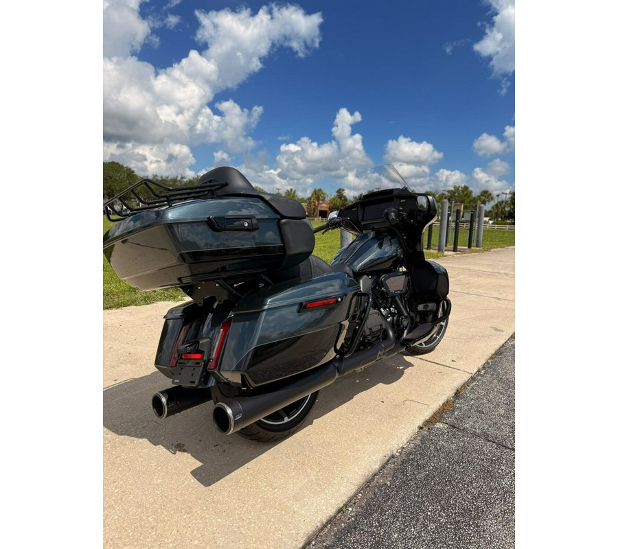FLHXU 2025 Street Glide Ultra