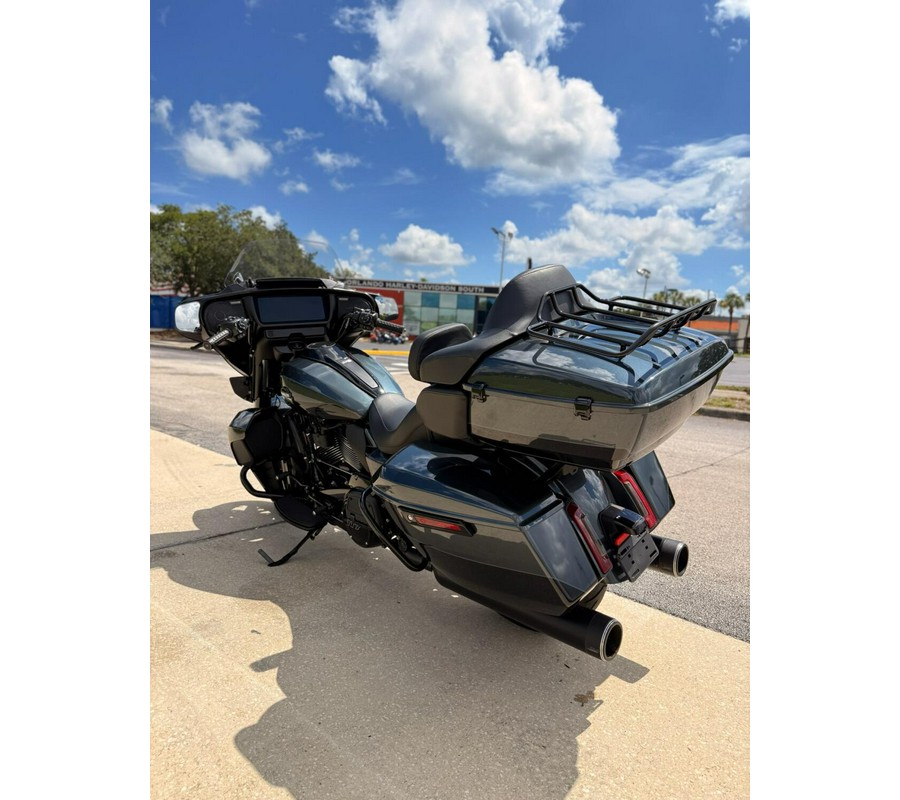FLHXU 2025 Street Glide Ultra