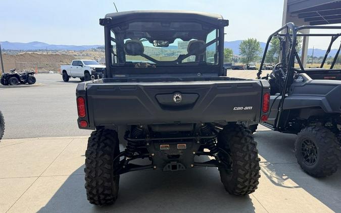 2023 Can-Am Defender Limited HD10