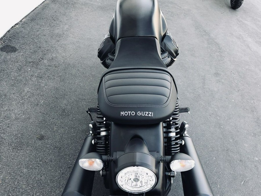 2023 Moto Guzzi V7 Stone