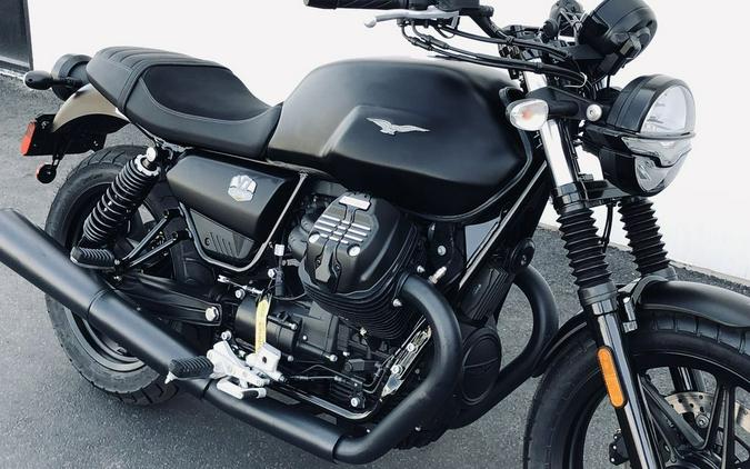 2023 Moto Guzzi V7 Stone